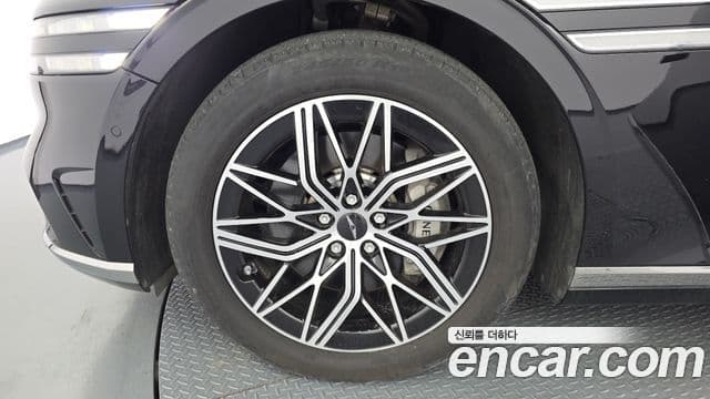Genesis G90 2022 — ფოტო 5/20