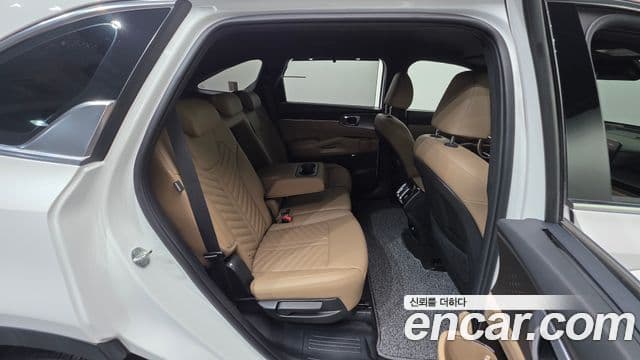 Kia Sorento 2024 — Фото 18/20
