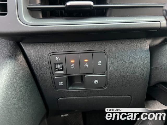 Hyundai Staria 2023 — ფოტო 14/20