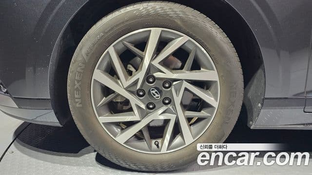 Hyundai Grandeur 2023 — ფოტო 5/20