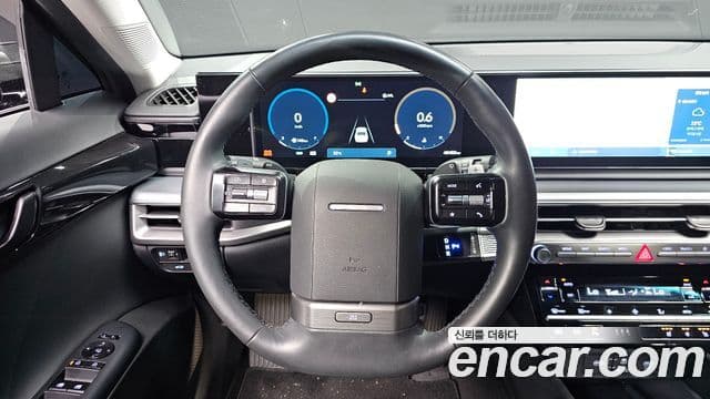 Hyundai Grandeur 2023 — ფოტო 12/20
