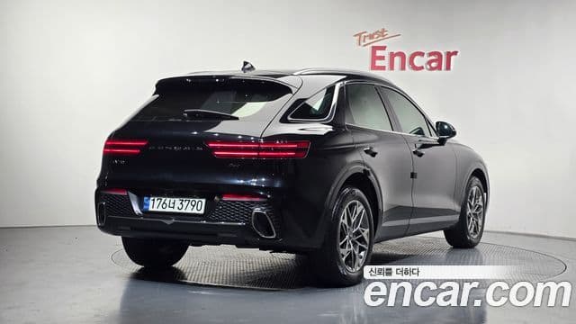 Genesis GV70 2021 — ფოტო 1/20