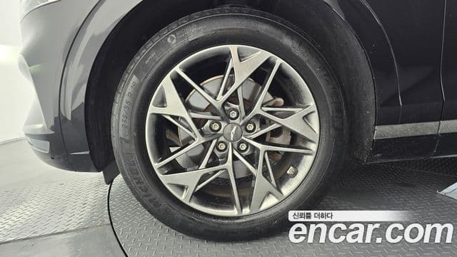 Genesis GV70 2021 — ფოტო 4/20
