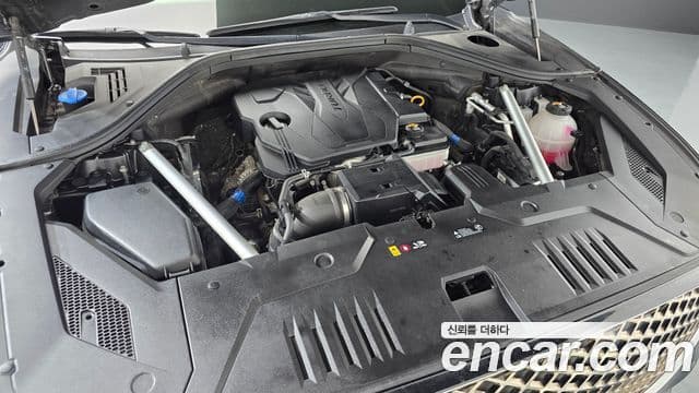 Genesis GV70 2021 — ფოტო 5/20