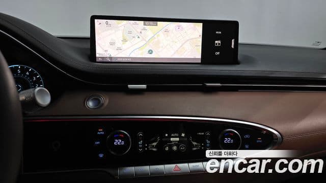 Genesis GV70 2021 — ფოტო 12/20