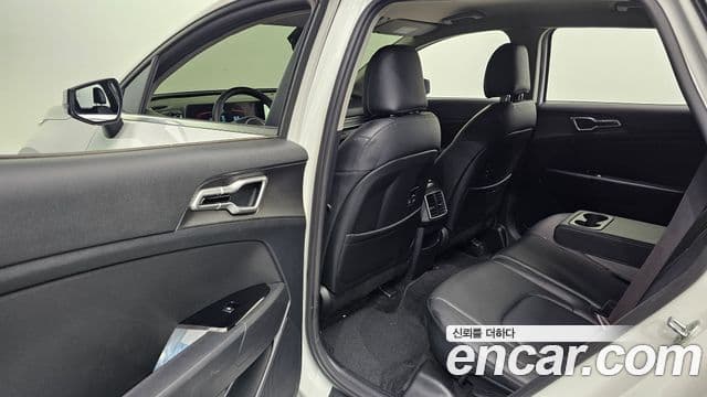 Kia Sportage 2022 — фото 11 из 20