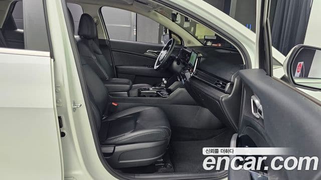 Kia Sportage 2022 — фото 12 из 20