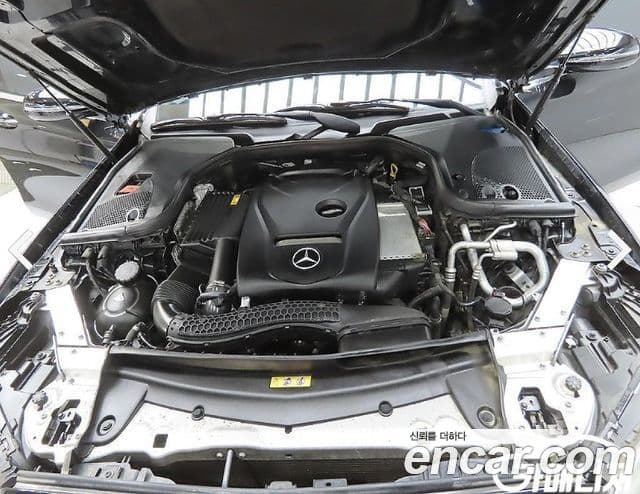 Mercedes-Benz E-Class 2019 — Şəkil 9/20