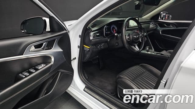 Genesis G70 2018 — Photo 5/32