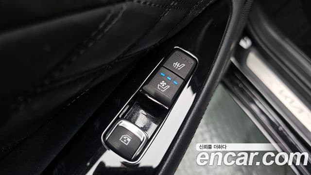 Kia K8 2021 — Şəkil 19/20