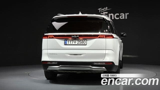 Kia Carnival 2023 — Şəkil 4/20