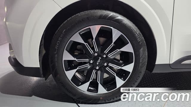 Kia Carnival 2023 — Şəkil 5/20