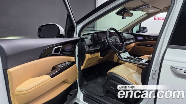 Kia Carnival 2023 — Şəkil 10/20