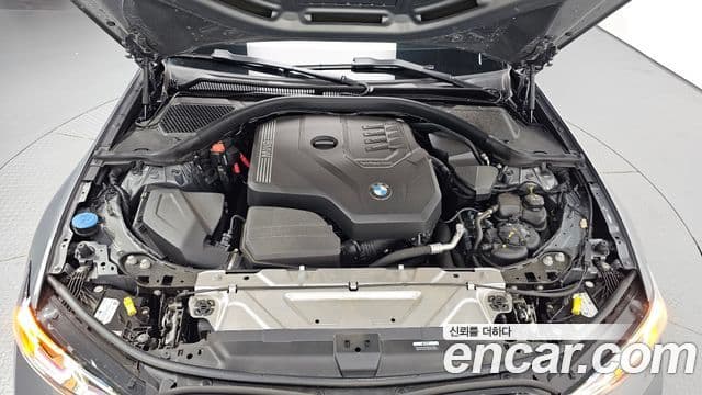 BMW 3 Series 2024 — ფოტო 6/20