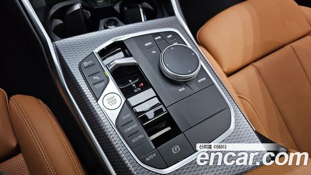 BMW 3 Series 2024 — ფოტო 9/20