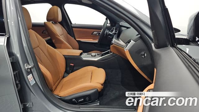 BMW 3 Series 2024 — ფოტო 10/20