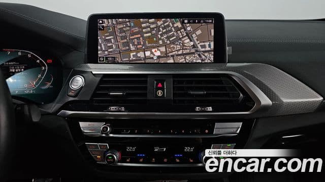 BMW X4 2021 — ფოტო 14/20