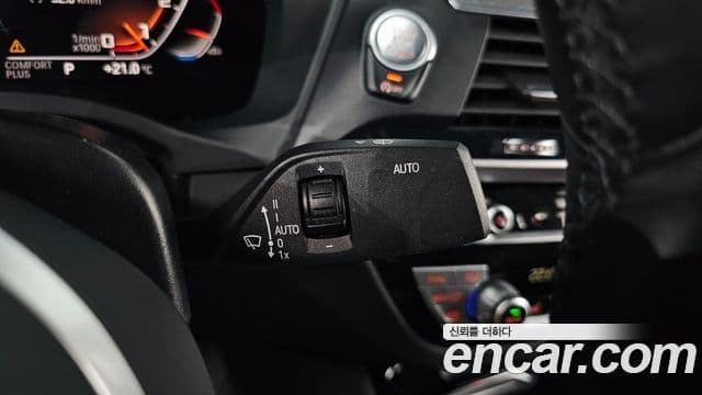 BMW X4 2021 — Photo 2/36