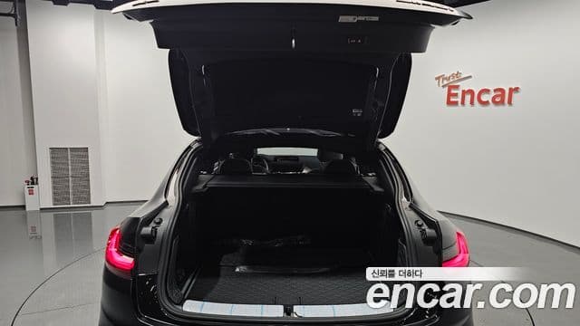 BMW X4 2021 — Photo 22/36