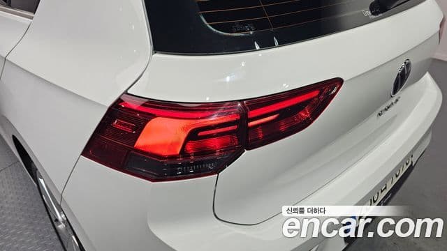 Volkswagen Golf 2022 — Photo 15/30