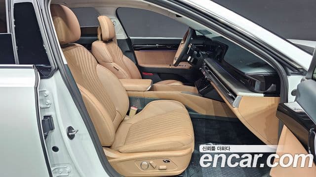 Hyundai Grandeur Hybrid 2025 — Photo 26/36