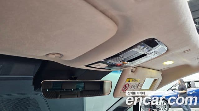 Hyundai Grandeur Hybrid 2025 — Photo 13/36