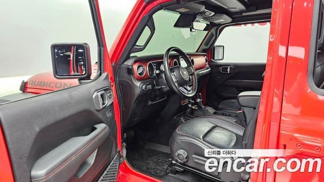 Jeep Wrangler 2019 — Şəkil 10/20