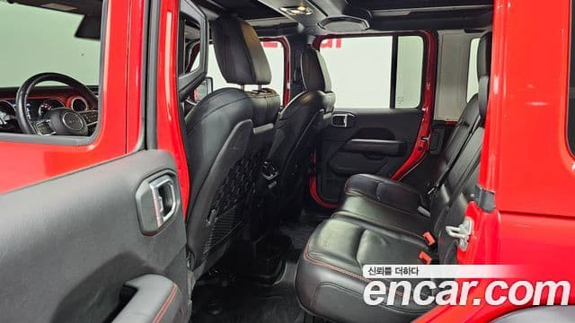 Jeep Wrangler 2019 — Şəkil 11/20