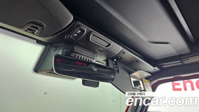 Jeep Wrangler 2019 — Şəkil 18/20