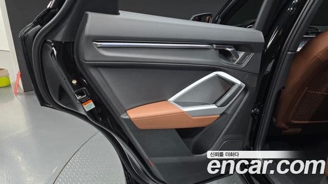 Audi Q3 2025 — Şəkil 30/32