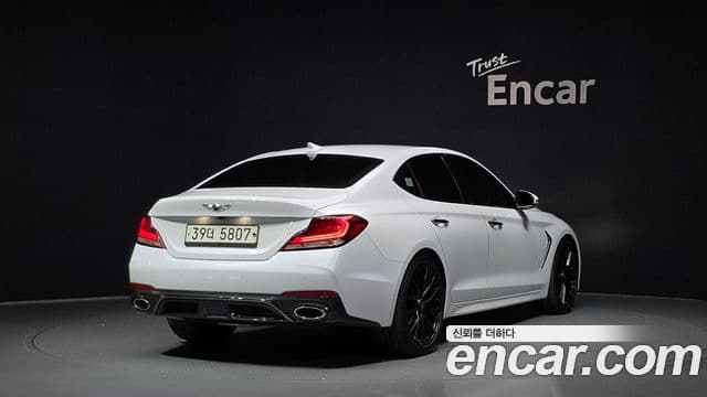 Genesis G70 2018 — Şəkil 20/35