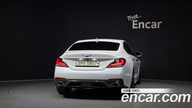 Genesis G70 2018 — Şəkil 30/35