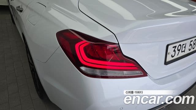 Genesis G70 2018 — Şəkil 8/35