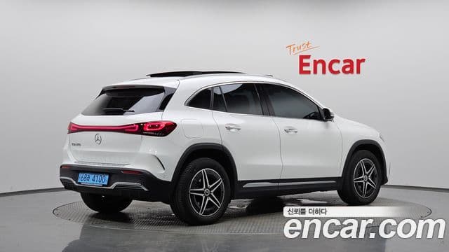 Mercedes-Benz EQA 2024 — ფოტო 33/37