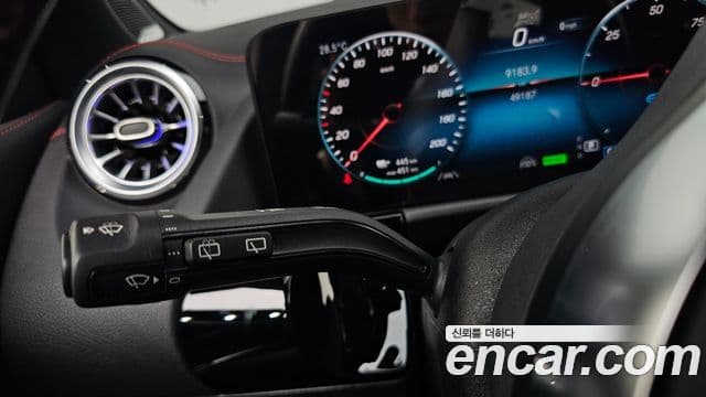 Mercedes-Benz EQA 2024 — ფოტო 32/37