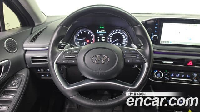 Hyundai Sonata 2022 — ფოტო 13/20