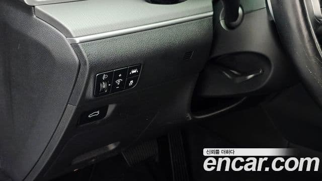 Kia K5 2022 — ფოტო 15/20
