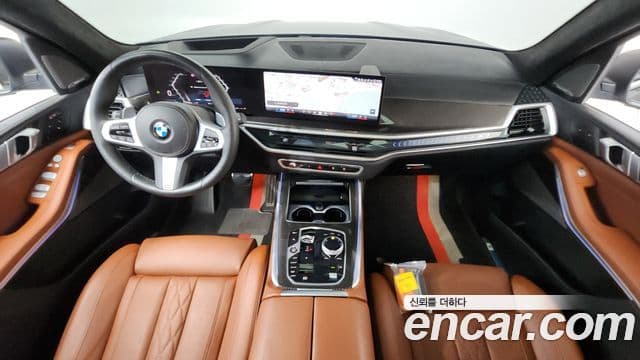 BMW X7 2025 — Photo 20/36