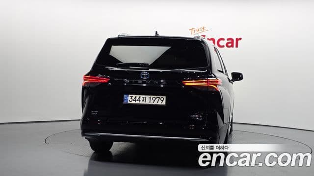 Toyota Sienna 2021 — Şəkil 4/20
