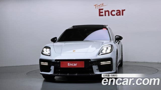 Porsche Panamera 2025 — ფოტო 2/20