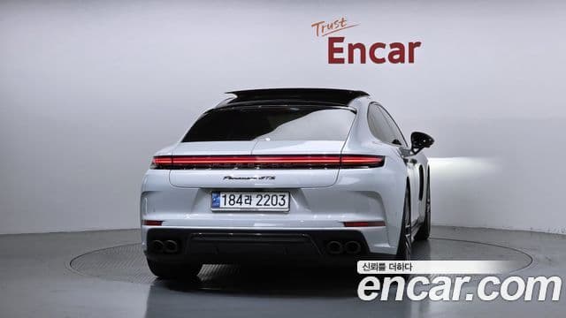 Porsche Panamera 2025 — ფოტო 3/20