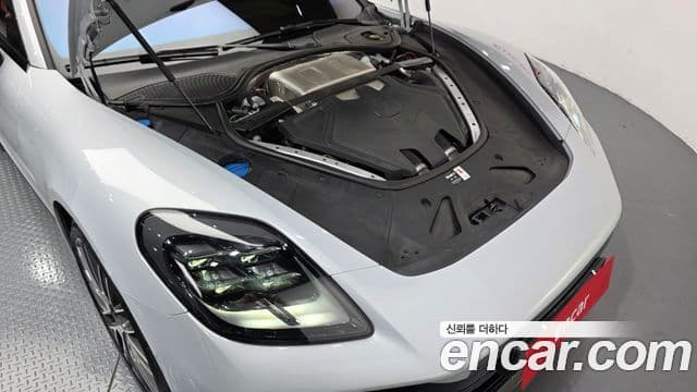 Porsche Panamera 2025 — ფოტო 5/20