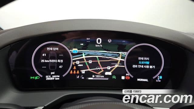 Porsche Panamera 2025 — ფოტო 7/20