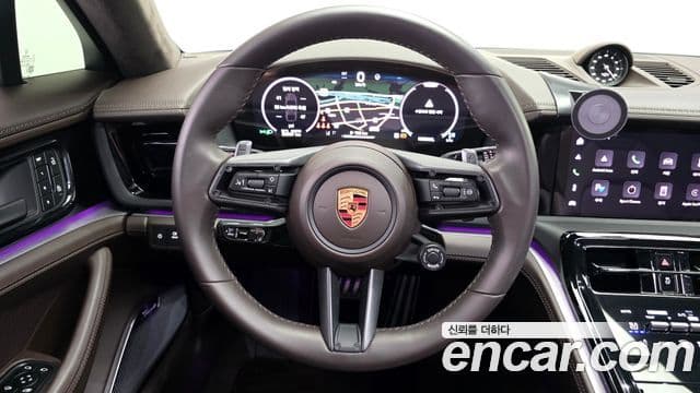 Porsche Panamera 2025 — ფოტო 13/20