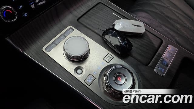 Genesis Electrified G80 2024 — ფოტო 8/20