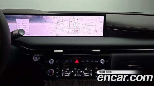 Genesis Electrified G80 2024 — ფოტო 15/20