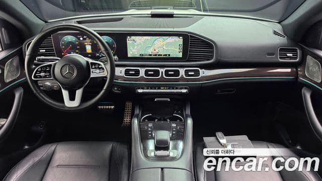 Mercedes-Benz GLE-Class 2021 — Şəkil 7/20