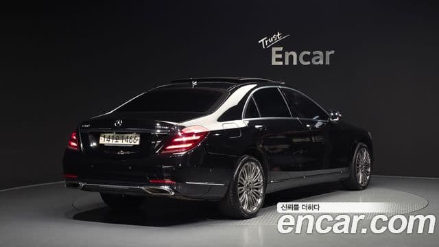 Mercedes-Benz S-Class 2019 — ფოტო 1/20