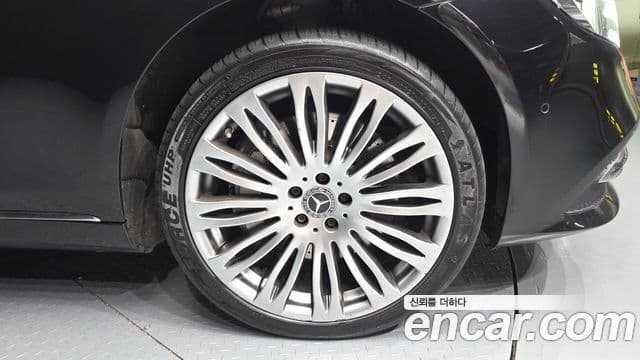 Mercedes-Benz S-Class 2019 — ფოტო 13/23