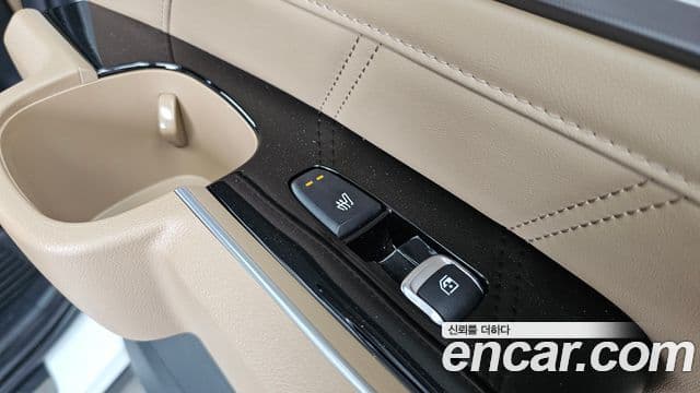 Kia Sorento 2024 — Фото 19/20